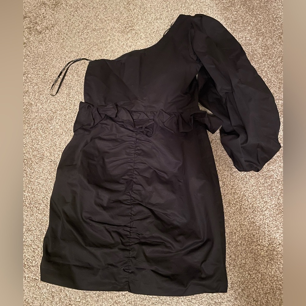 Short cocktail dress